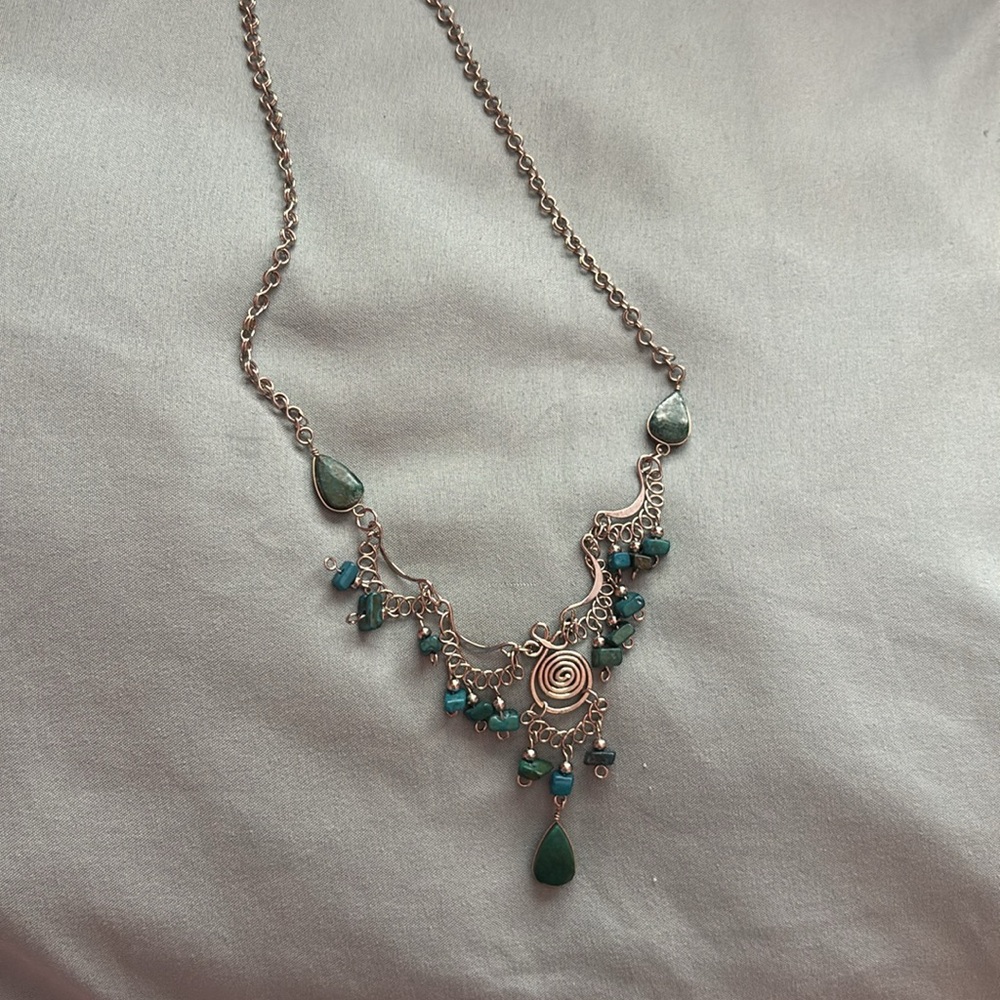Elegant Silver and Teal Necklace